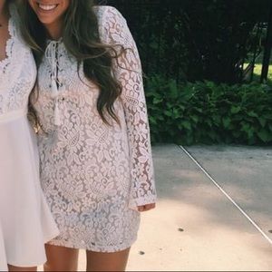 White lace forever 21 long sleeve dress